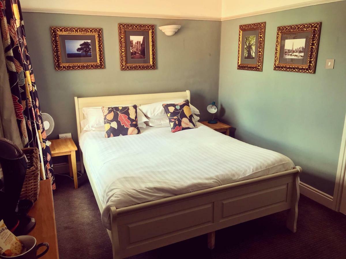 The Royal Oak Ripon Bed & Breakfast ภายนอก รูปภาพ
